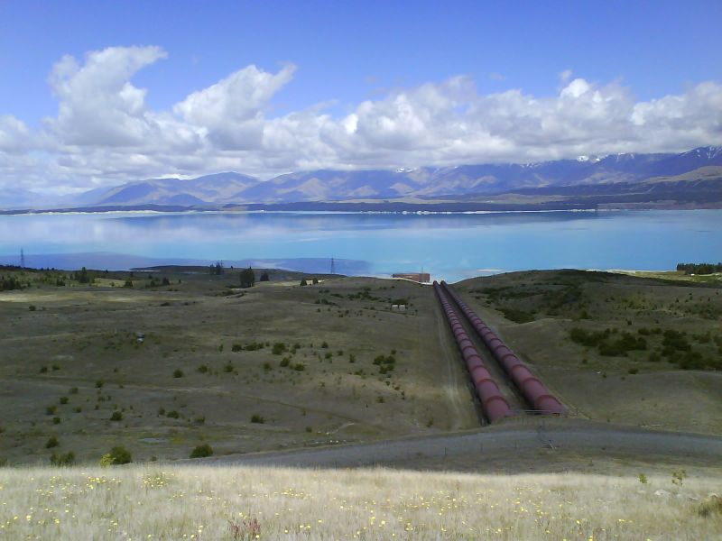 DSC00526.JPG - Lake Pukaki and the Tekapo B power station