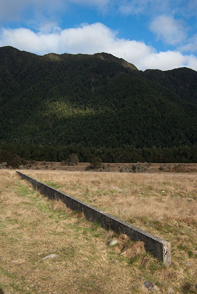 IMGP6339.jpg - The wall