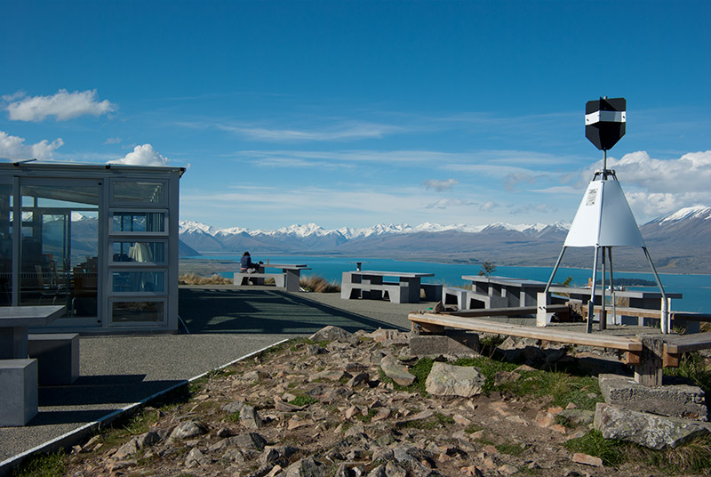 _IGP7561.jpg - The cafe on the summit of Mt John, not a bad view.